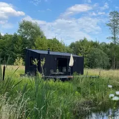 Domek nad jeziorem łódzkie - idealne miejsce na relaks i wypoczynek