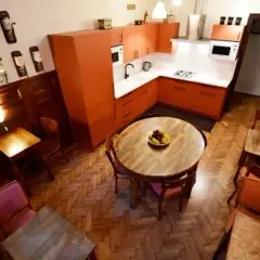 Jak wygląda nocleg w hostelu? Odkryj, co naprawdę czeka na Ciebie