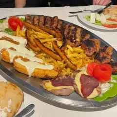 Gdzie zjeść w Budvie? Odkryj najlepsze restauracje i smaki