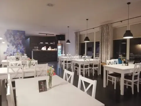 Hajnówka gdzie zjeść: odkryj najlepsze restauracje i smaki regionu