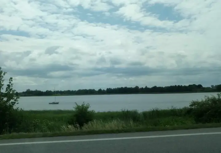 Jezioro Kikolskie – idealne miejsce na relaks i wędkowanie w naturze