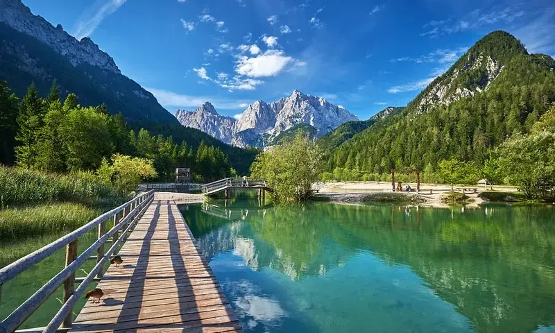 Kranjska Gora atrakcje: niezapomniane miejsca i aktywności na wyjazd
