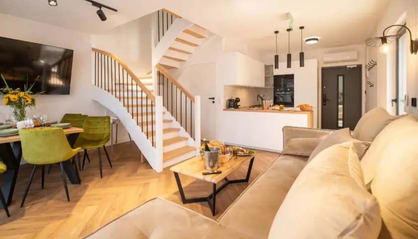 Niechorze – apartamenty z basenem to idealny wybór na romantyczny wyjazd we dwoje jesienią
