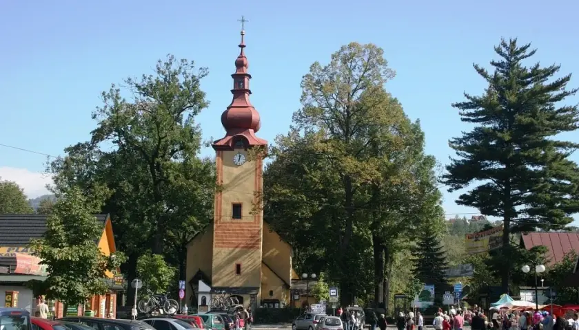Krościenko atrakcje – odkryj niezwykłe miejsca i aktywności w regionie