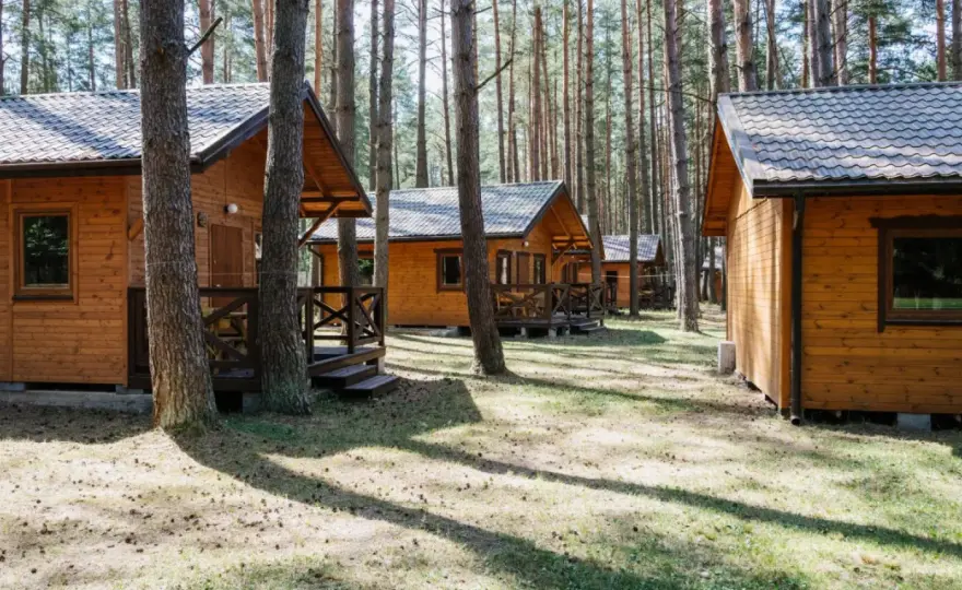 Pisz nad jeziorem Roś – Mazury bez tłumów? Sprawdź!