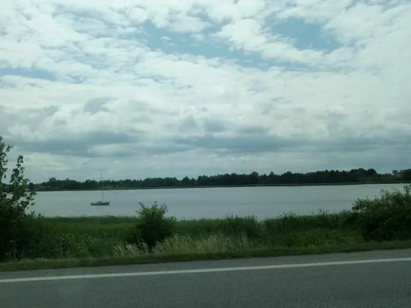 Jezioro Kikolskie – idealne miejsce na relaks i wędkowanie w naturze