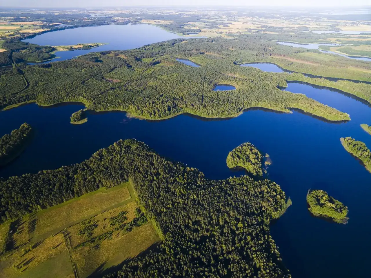 Zdjęcie Jeziora warmińsko mazurskie: Odkryj ukryte skarby regionu